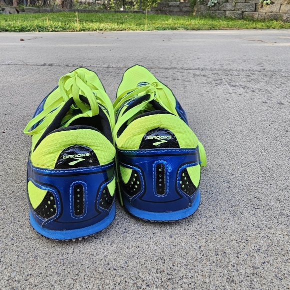 Brooks Running shoes cleats size 11.5 mens - Picture 7 of 10